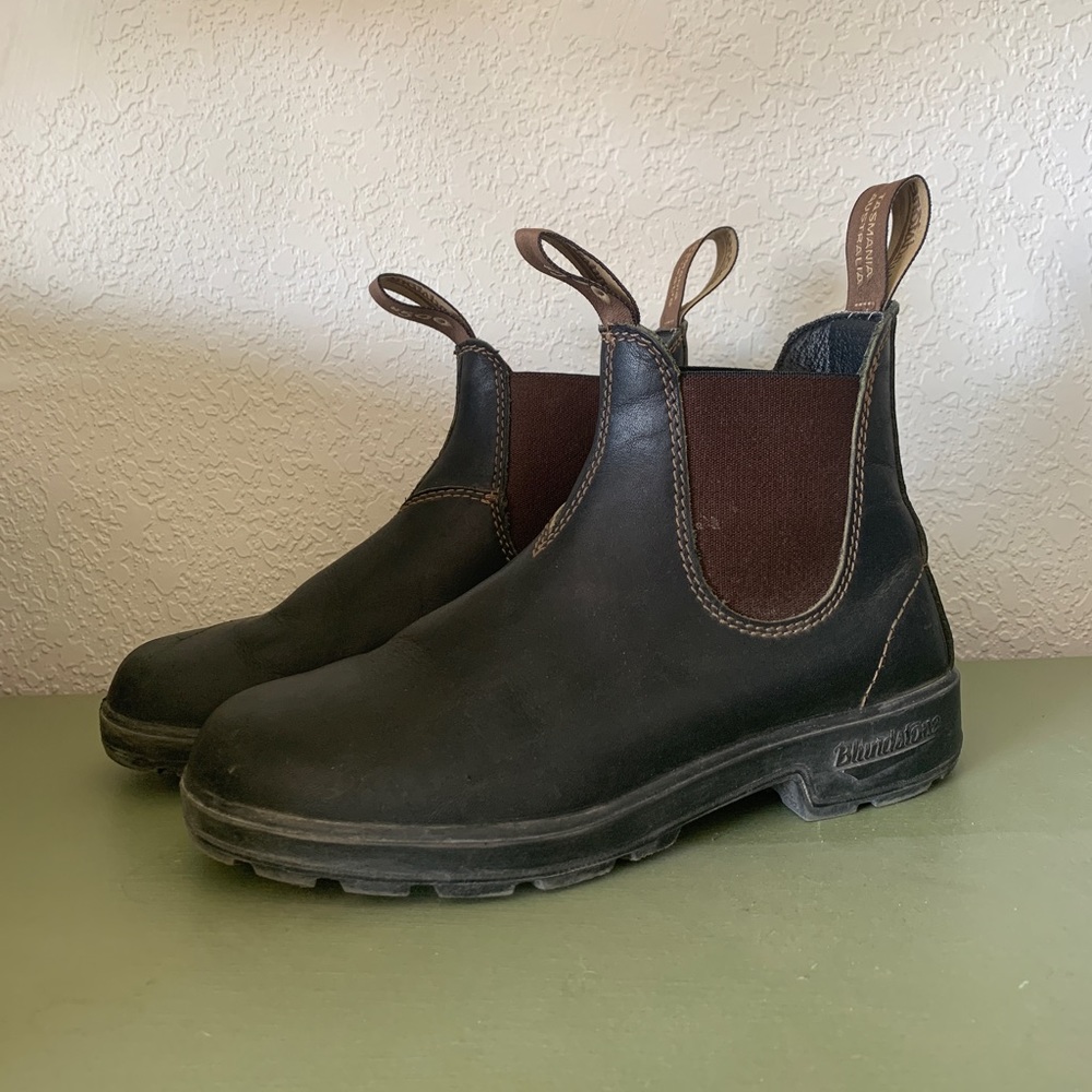 Blundstone Boots size 7